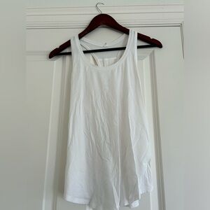 Lululemon women’s love tank pleated white size 4